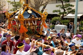 Tenjin Matsuri portable shrine