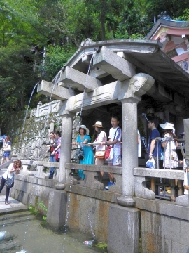 Otowa Falls at Kiyomizu Temple 